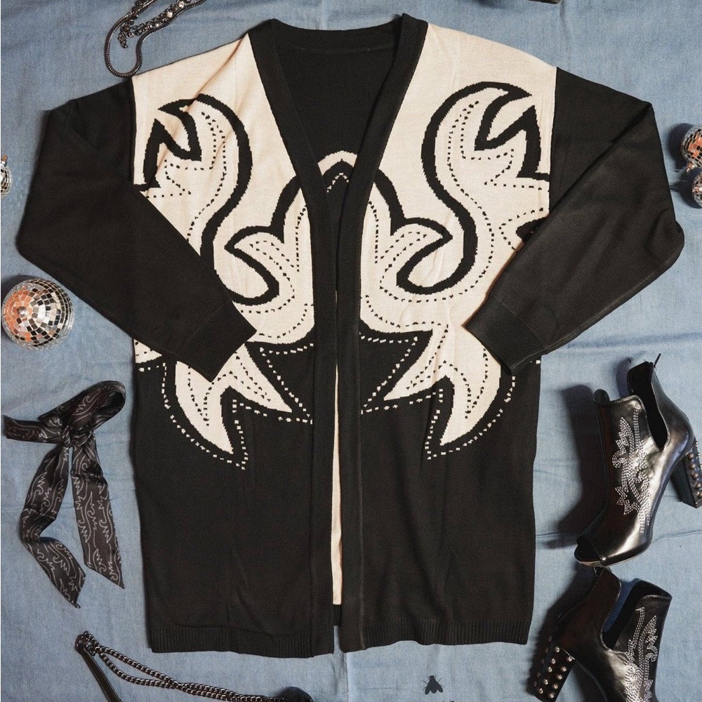 Saddle Swapping Reversible Sweater Cardi